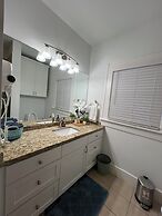 MyCrib Houston Hostel