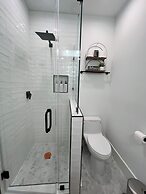 MyCrib Houston Hostel