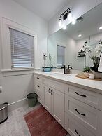 MyCrib Houston Hostel