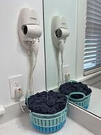 MyCrib Houston Hostel