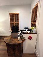 MyCrib Houston Hostel