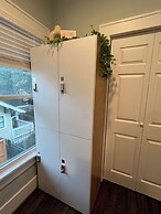 MyCrib Houston Hostel