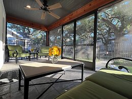 MyCrib Houston Hostel