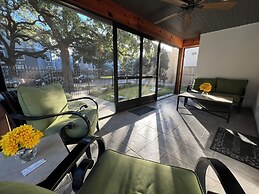 MyCrib Houston Hostel