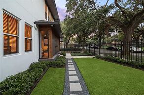 MyCrib Houston Hostel