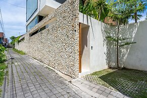 Casa Umalas Villa by Betterplace