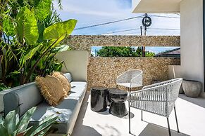 Casa Umalas Villa by Betterplace