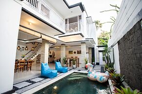 Taman Bali Villa AR Seminyak