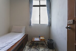 LowPressure restaurant & surf guesthouse