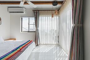 LowPressure restaurant & surf guesthouse