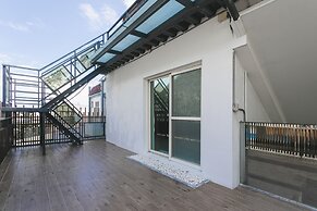 LowPressure restaurant & surf guesthouse