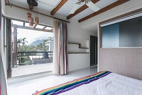 LowPressure restaurant & surf guesthouse