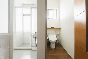 LowPressure restaurant & surf guesthouse