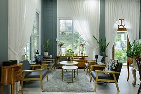 Magical Mountain View Resort