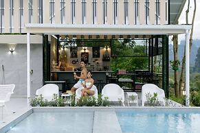 Magical Mountain View Resort