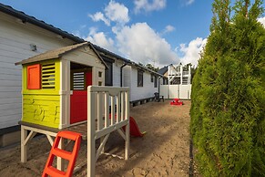 Domki nad Morzem by Renters