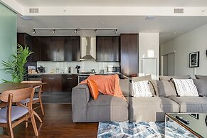 Sophari Bellevue Tower Apts