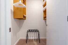 Sophari Bellevue Tower Apts