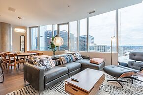 Sophari Bellevue Tower Apts