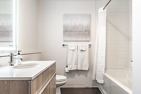 Sophari Bellevue Tower Apts