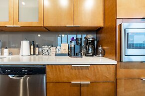 Sophari Bellevue Tower Apts