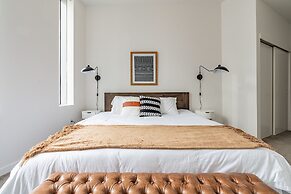 Sophari Bellevue Tower Apts