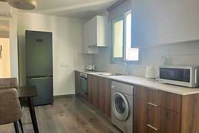 Phaedrus Living Coral Suites Aura