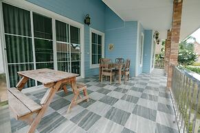 Reuan Chom Dao Resort