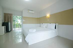 Reuan Chom Dao Resort