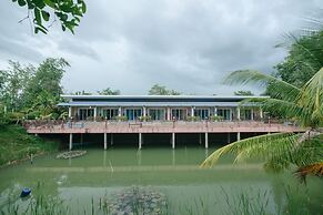 Reuan Chom Dao Resort