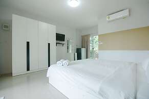 Reuan Chom Dao Resort