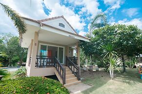 Reuan Chom Dao Resort