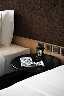 The Funny Lion - Puerto Princesa