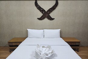 KIM HOTEL AT BANGPLONG