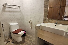 KIM HOTEL AT BANGPLONG