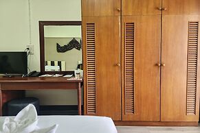 KIM HOTEL AT BANGPLONG