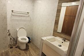 KIM HOTEL AT BANGPLONG