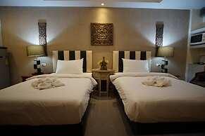 KIM HOTEL AT BANGPLONG