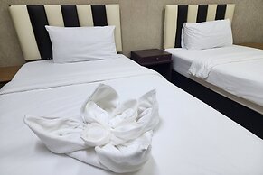 KIM HOTEL AT BANGPLONG