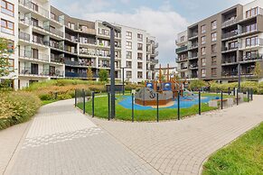 Cozy Apartment Marywilska by Renters