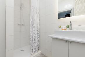 Cozy Apartment Marywilska by Renters