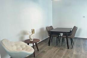 Phaedrus Living Coral Suite Tranquility
