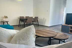 Phaedrus Living Coral Suite Tranquility