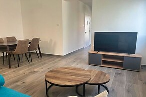 Phaedrus Living Coral Suite Tranquility