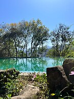 Auranya Hotel And Resort