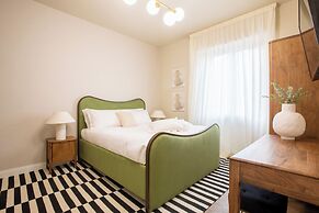 Daplace - Corso Sempione Suites