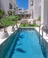 Mika Villas & Suites