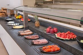 Mika Villas & Suites