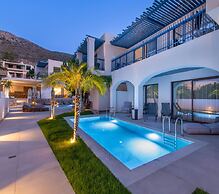 Mika Villas & Suites