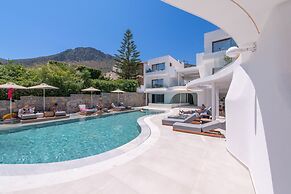 Mika Villas & Suites